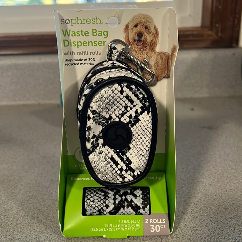 Pet waste bag dispenser with 2 rolls